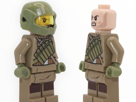 Resistance Trooper (dark tan jacket, stubble, olive green helmet) Online now